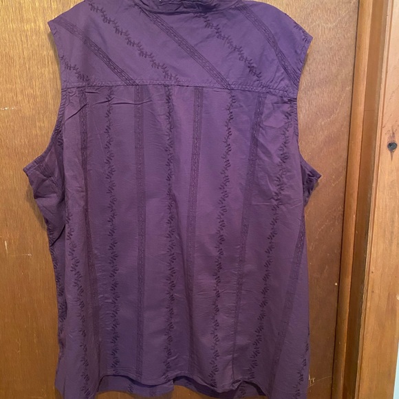 Size 3x CJ Banks sleeveless button down shirt - Picture 3 of 5